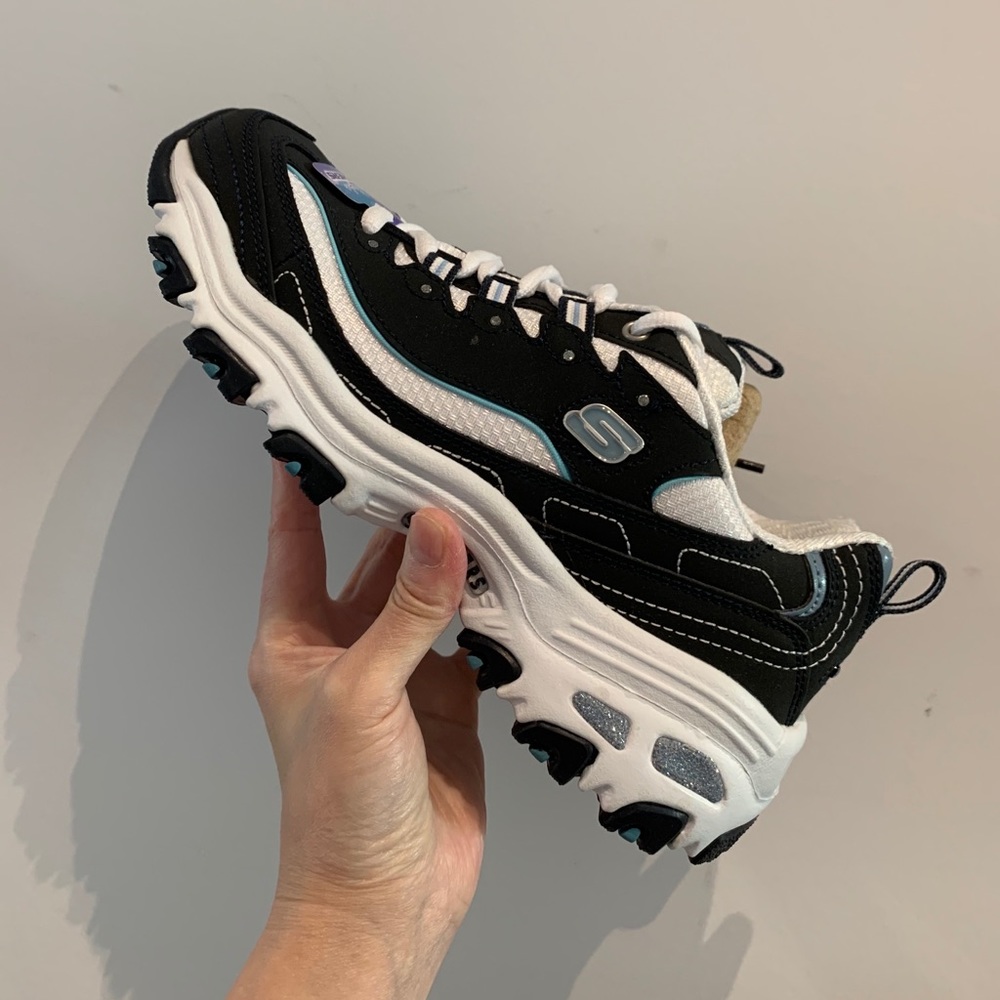 New Skechers D'Lites Sneakers - Black/White/Blue - Women’s Size 5.5